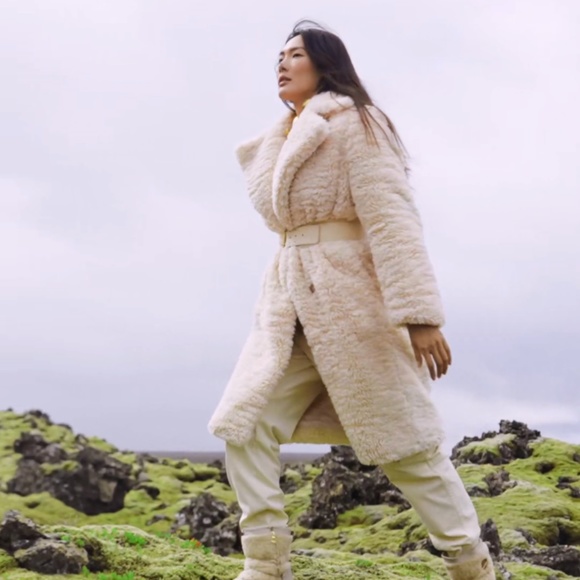 NWT Banana Republic Sierra Moleskin Cargo Pants, Cream/White, Petite 0-2 - Picture 5 of 10